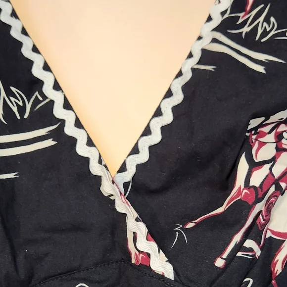 Pinup Couture Halter Top Rare Western Cowboy Print With Cute Ric Rac Trim 2x - Picture 4 of 9